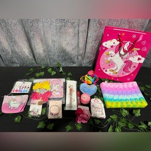 #068 14pc Unicorn Theme Bundle Set